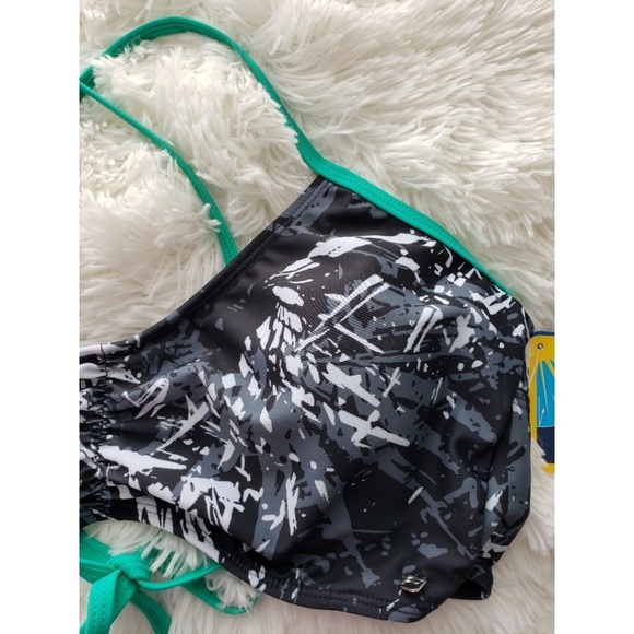 Fabletics Women’s Bikini Swim Top Small Black Green Padded Athletic Swimwear NEW - Picture 5 of 8